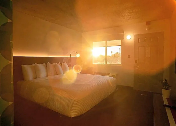 Hotel The Alice 2*